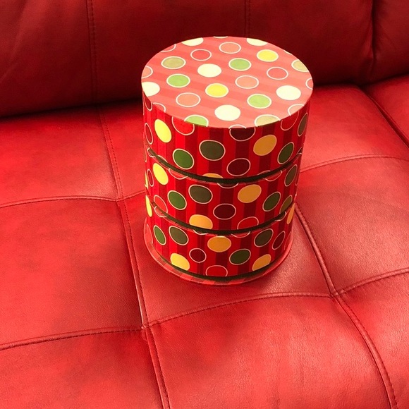 EUC “Punch Studio” Unique 3Tier Yellow, Red & Green Storage container with 1 Top - Picture 16 of 17